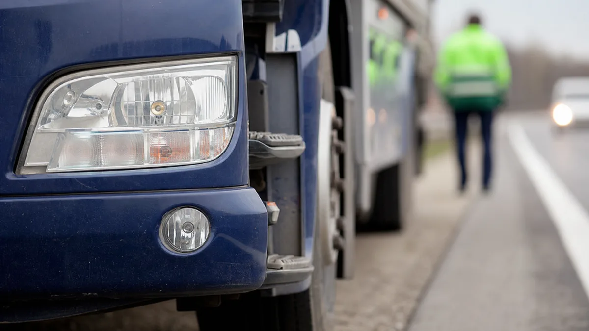 Świadkowie zatrzymali jazdę ciężarówki. 39-latek wpadł na autostradzie