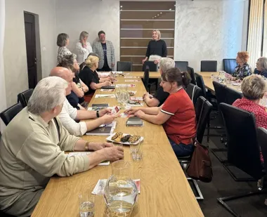 Bon społeczny dla 55 plus z nowym otwarciem